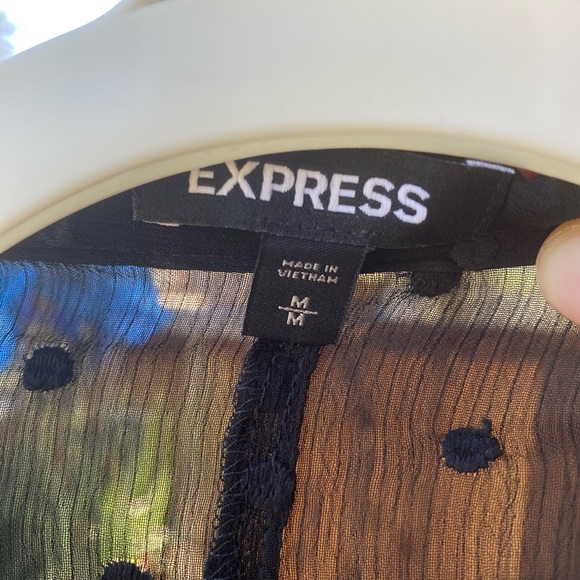 EXPRESS Sheet Hi Low Detailed Blouse; Size M - Picture 12 of 12